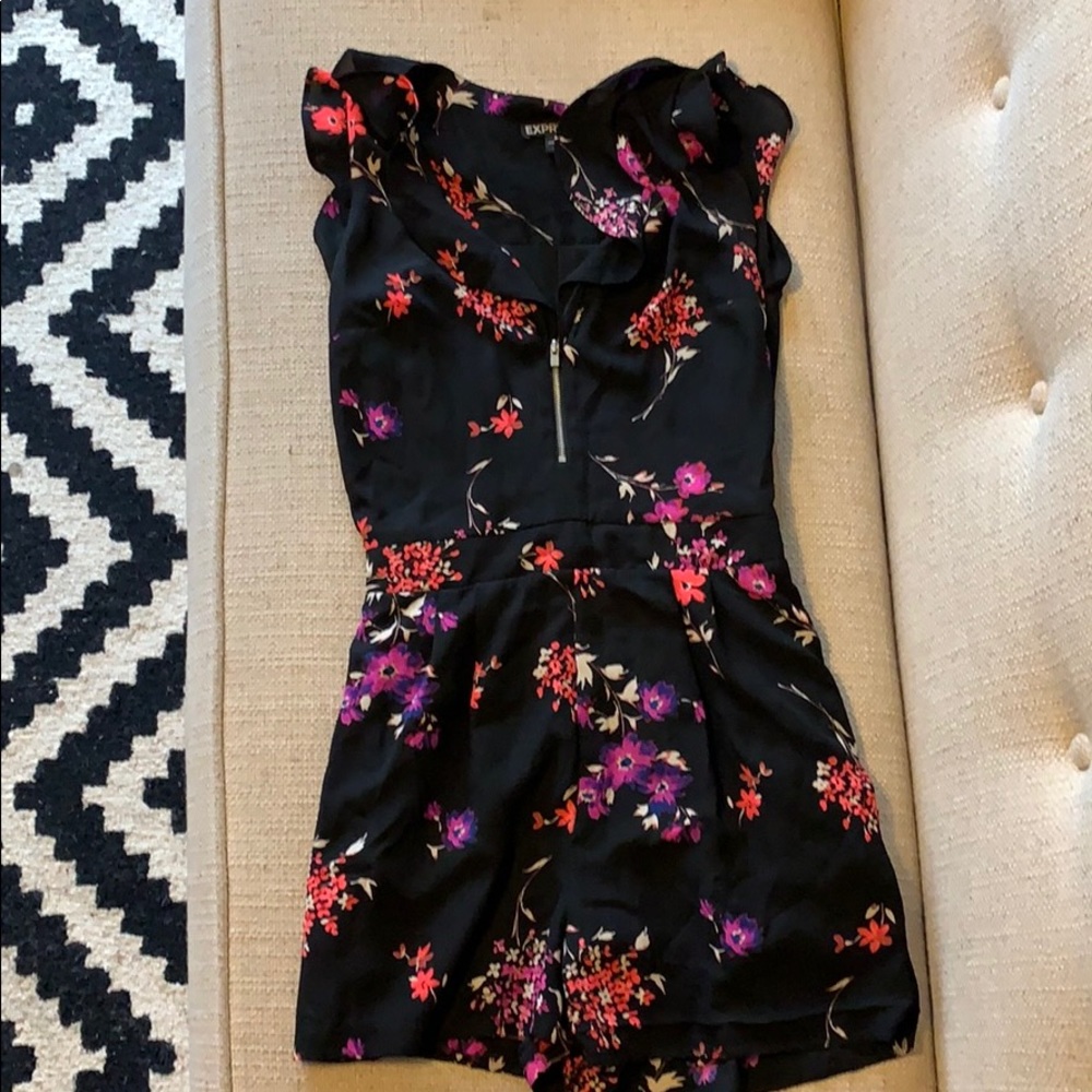 Express romper.